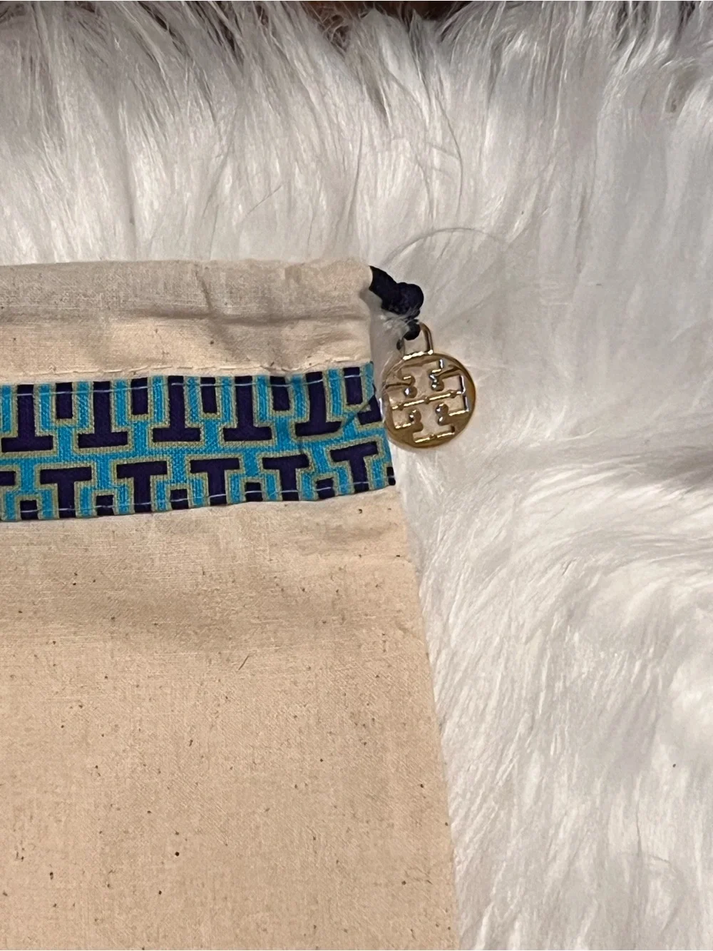 Tory Burch NWOT Canvas Drawstring Pouch with Blue Geometric Trim and gold logo